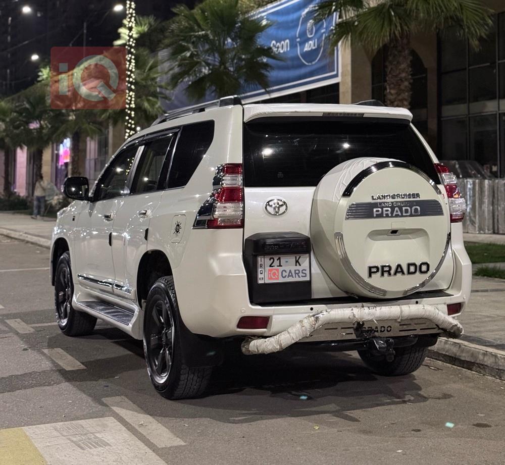 تۆیۆتا لاندكروزر پرادۆ